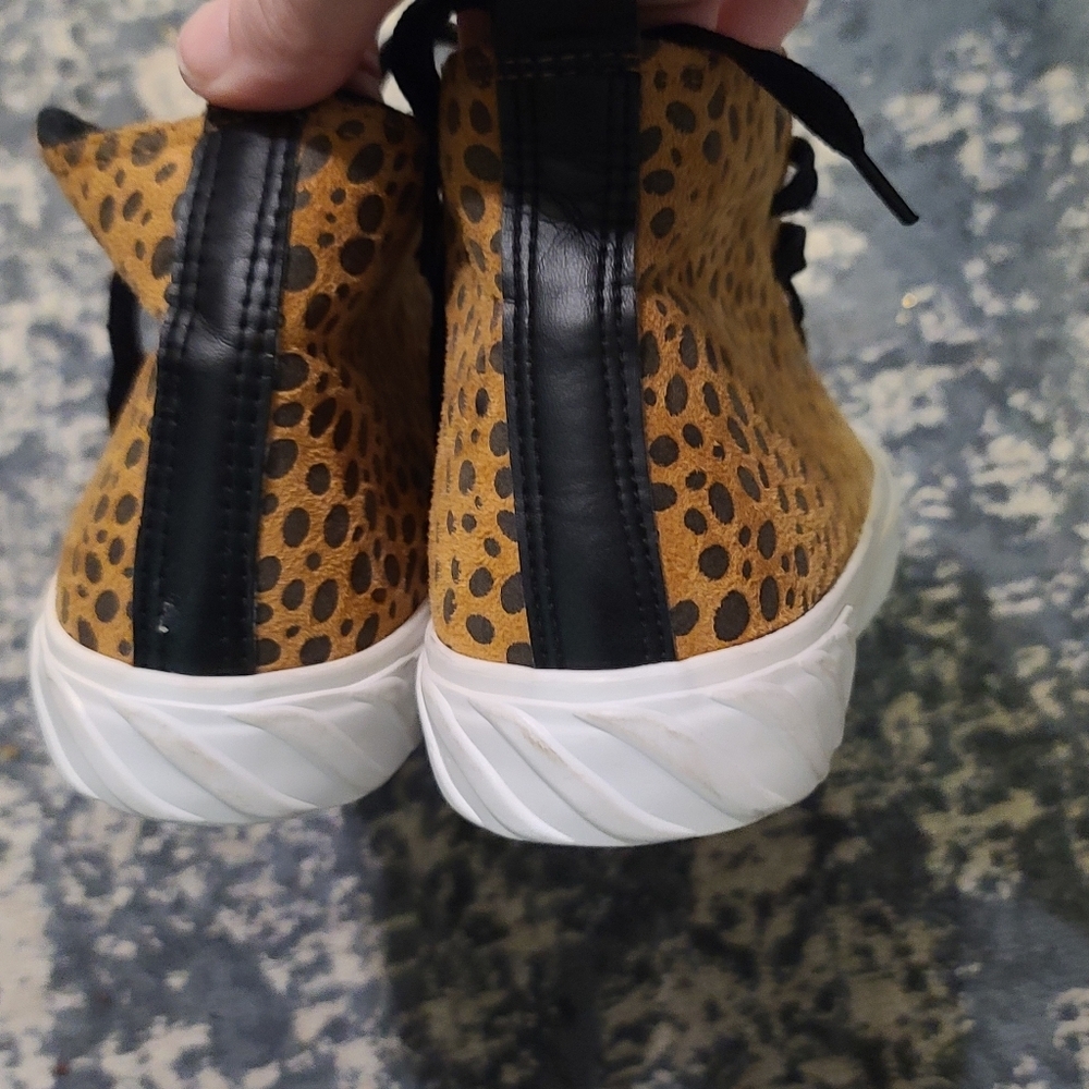 Olivia Miller high top fashion sneakers - Picture 2 of 5